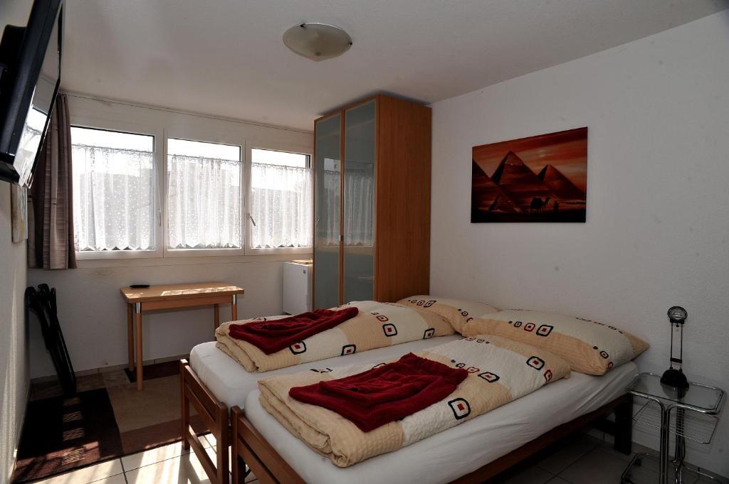 Niros Bed & Breakfast Birsfelden Exterior foto